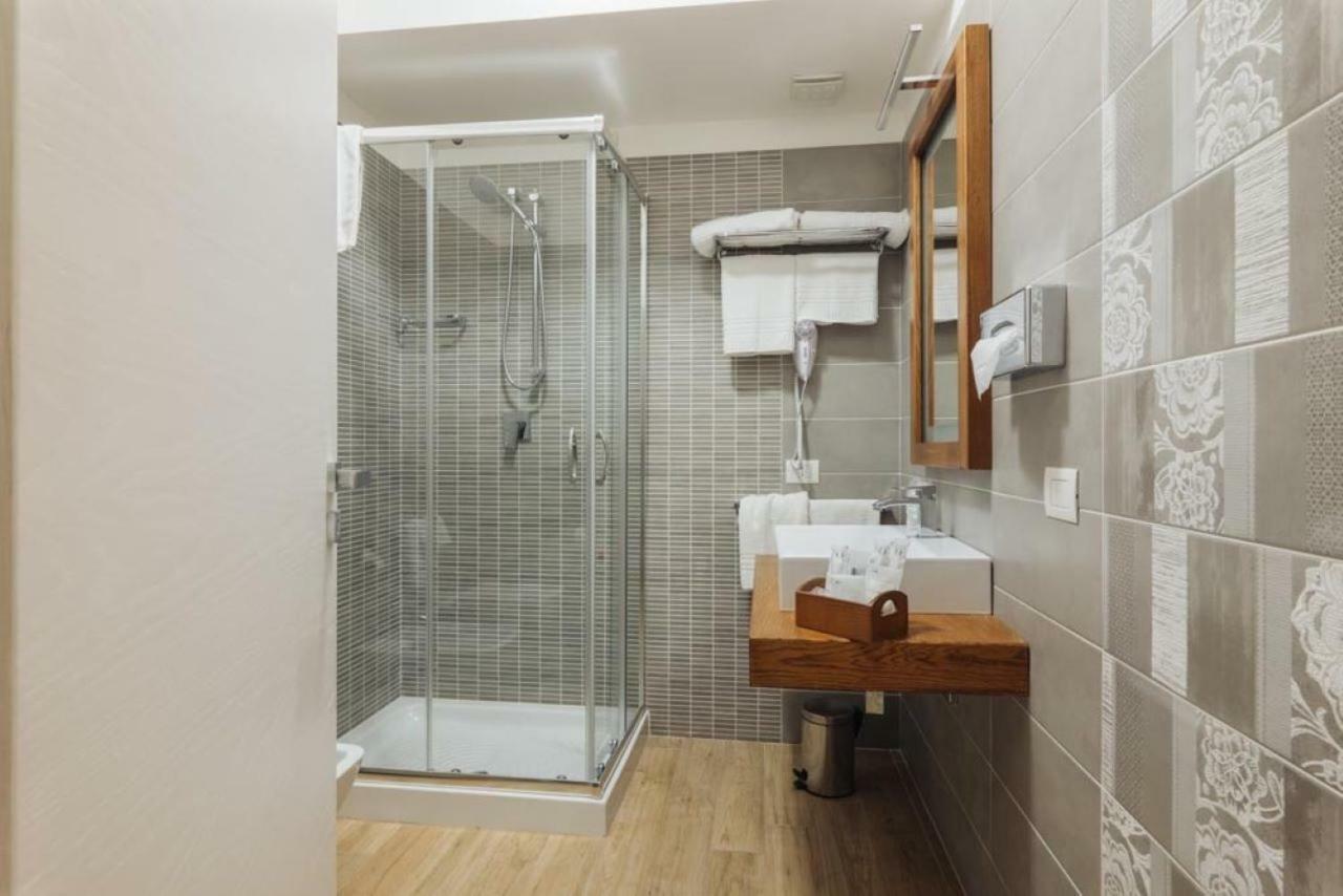 Le Vele Di Balestrate Hotel Luaran gambar