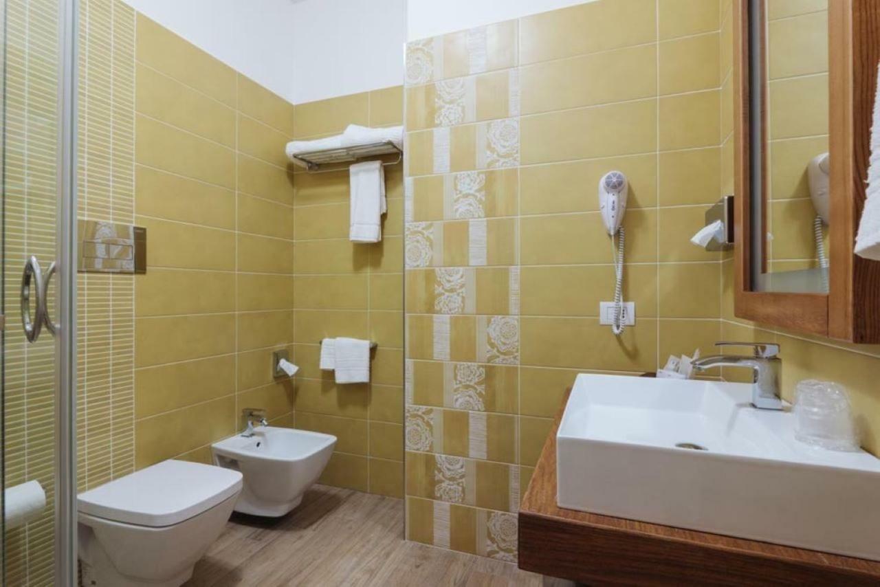 Le Vele Di Balestrate Hotel Luaran gambar